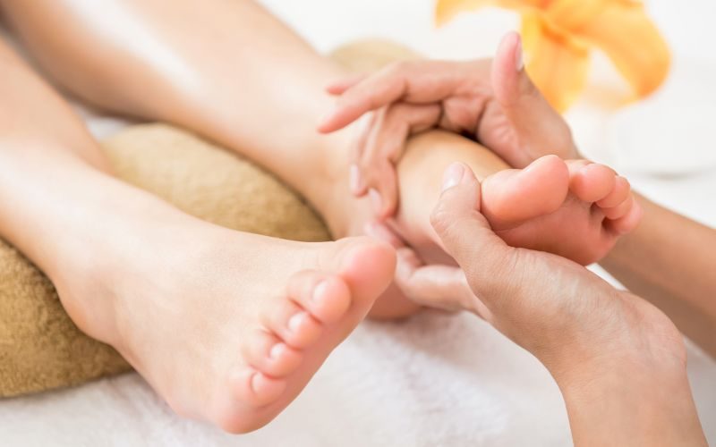 Fußrelfexzonenmassage: ganzheitliche Wohltat