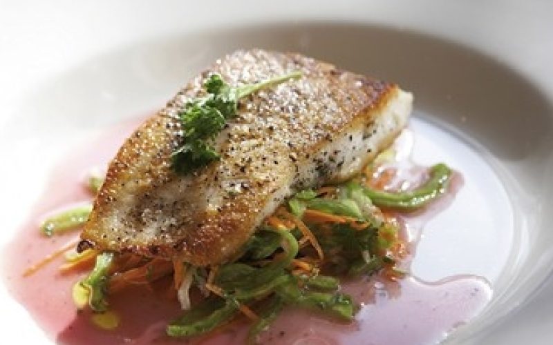 Zanderfilet mit Gemüse aus dem Hotel Neptun