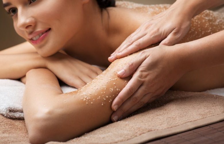 Salzpeeling - was du beachten musst, Tipps und DIY Rezepte