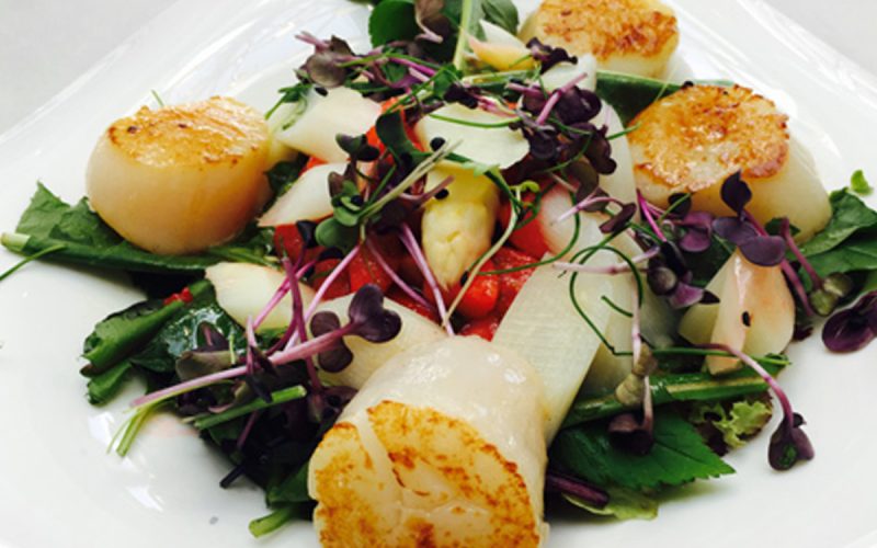 Wildkräutersalat aus dem Hotel Heinz