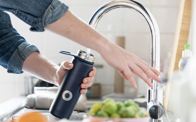 Wasser aus der Leitung abfüllen