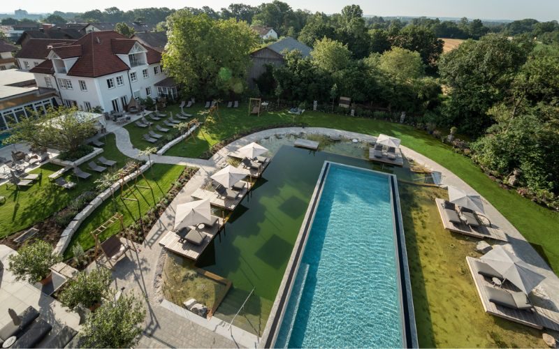 Wellnesshotel mit Thermalwasser Pool Niederbayern